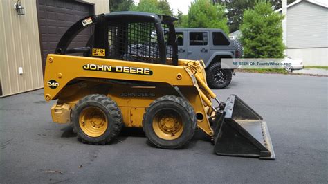 2006 john deere 240 skid steer specs|john deere 240 series skid steer.